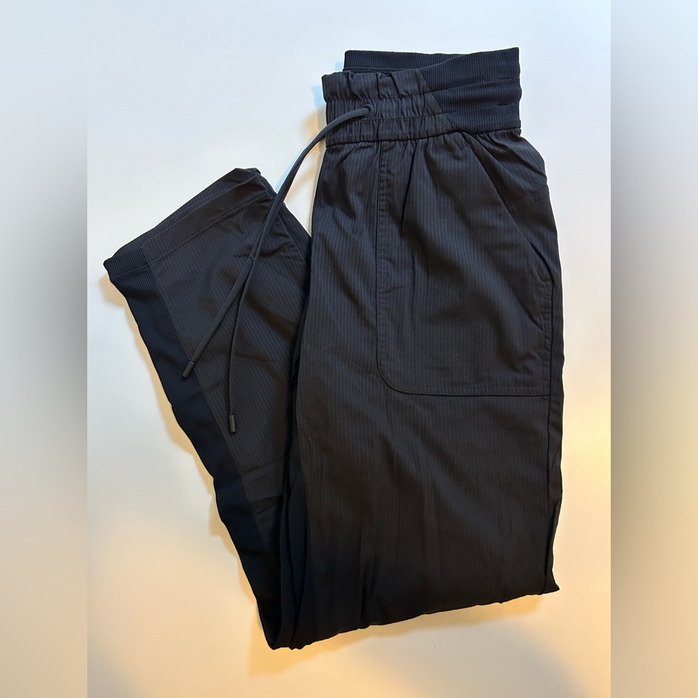 Lululemon Beyond the Studio Crop in Black